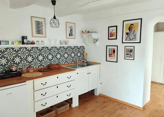 בית נופש O S Z A P O Vorosto